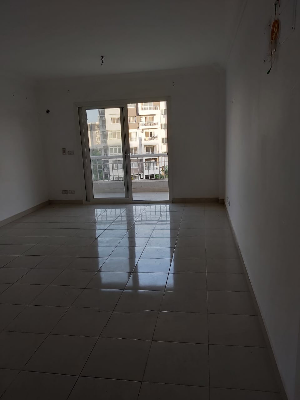 شقة في مدينتي 116 م2 للإيجار قانون جديد بحري 14,000 ج 